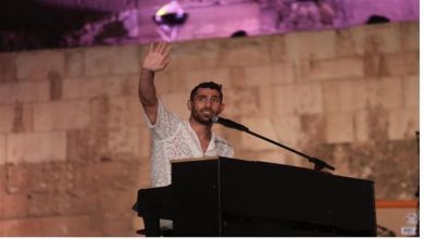 عزيز مرقة يغني "مجنناني" ونسمة عبدالعزيز تعزف "3 دقات" و"شنكلوه" بمهرجان القلعة