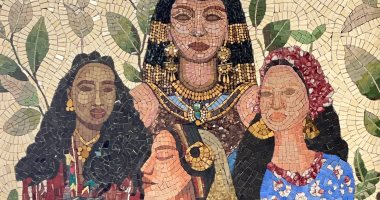 "شيماء" صممت جدارية بـ7 نماذج للمرأة المصرية على مر العصور بمشروع تخرجها