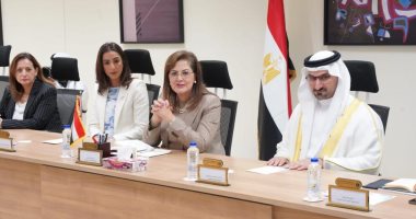 وزيرة التخطيط تناقش سبل التعاون المشترك مع وفد وزاري بحريني