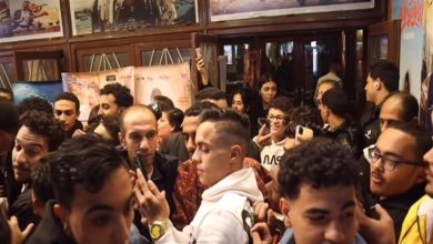 زحام وتجمهر على نور النبوي وكزبرة أمام سينما مترو بسبب "الحريفة"