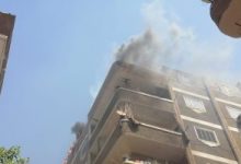 السيطرة على حريق أعلى عمارة سكنية بمنطقة الزهراء فى سوهاج.. صور