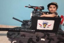 حب الوطن بيجرى فى دمه..والدة "ليث" صممت دبابة لطفلها بمناسبة احتفالات النصر