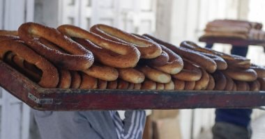 5 أكلات مشهورة أصلها فلسطيني.. منها الخبز بالسمسم والمجدرة