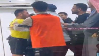 اعتداء لاعبو النصر على الحكام والاتحاد الكويتي يرد (فيديو)