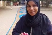 سيدة بعد الإدلاء بصوتها بمنشأه البكارى: انتخبت الرئيس السيسى