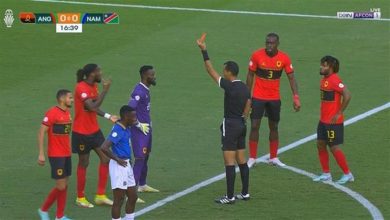 المنتخب الأنجولي يكمل مباراة ناميبيا ب 10 لاعبين بعد طرد حارس المرمى